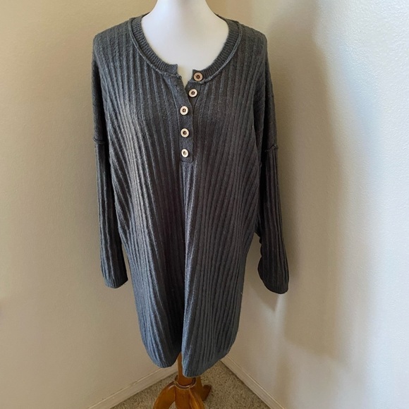 Intimately Free People Women's Around the World Sweater  Size Medium Tunic - Picture 2 of 9